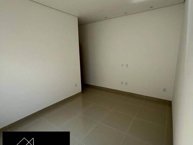 Casa para Venda em Cuiabá - 5