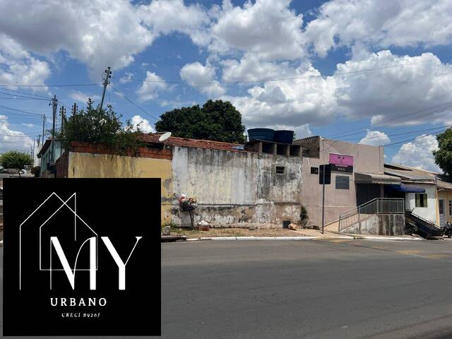 #3749 - Casa para Venda em Cuiabá - MT - 1