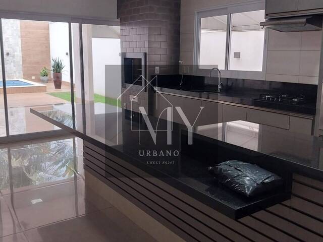 Casa para Venda em Cuiabá - 5