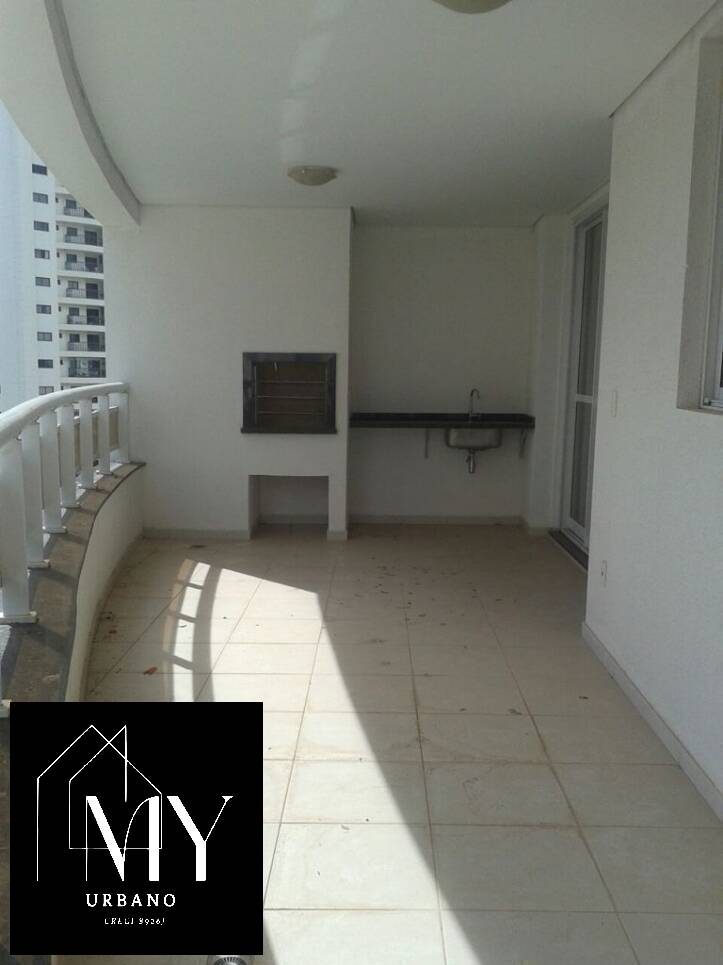 Apartamento à venda com 3 quartos, 121m² - Foto 3