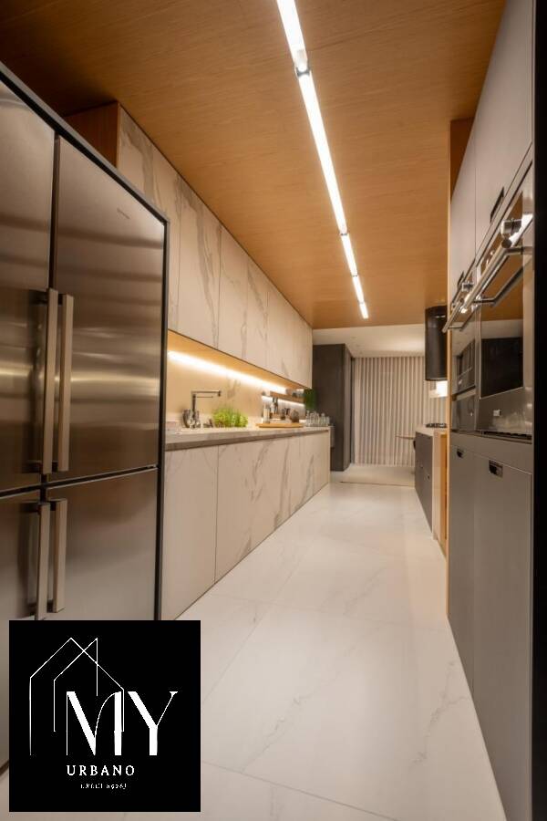 Apartamento à venda com 4 quartos, 238m² - Foto 9