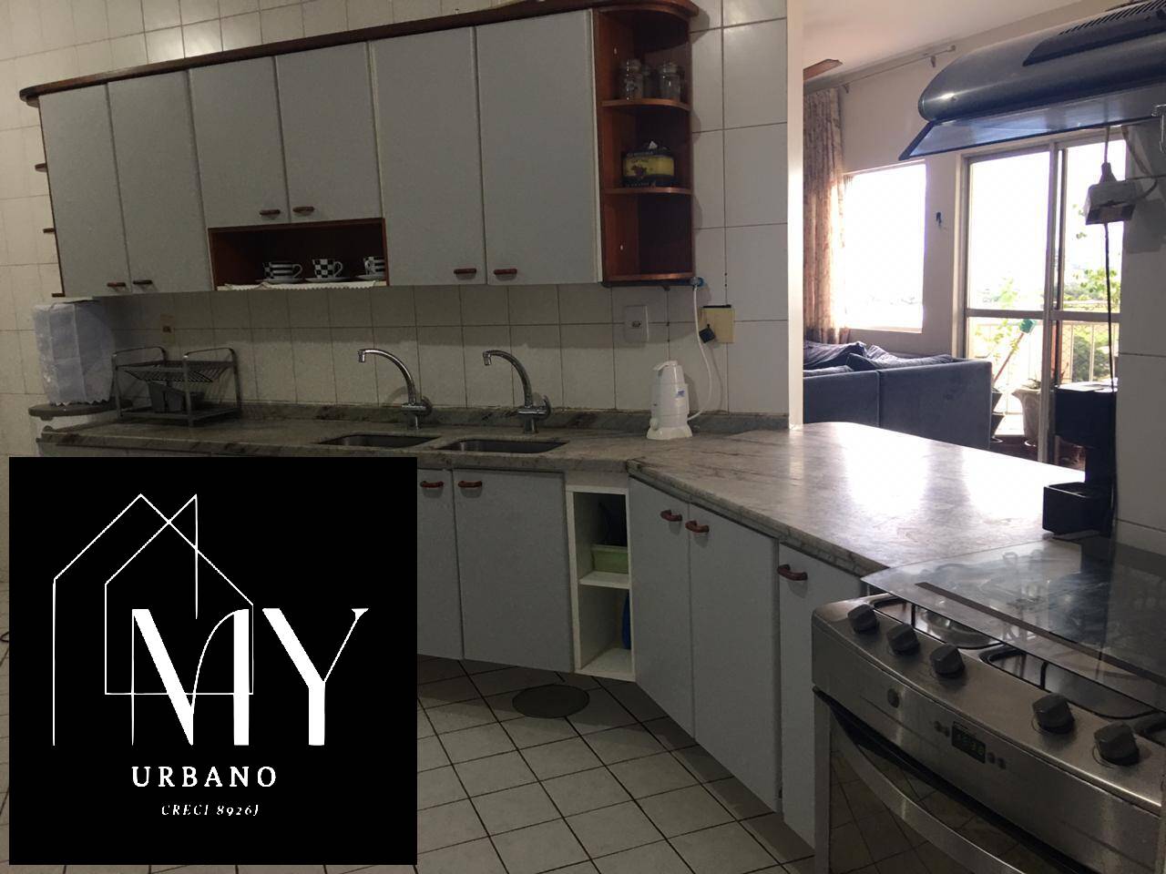 Apartamento à venda com 3 quartos, 215m² - Foto 4