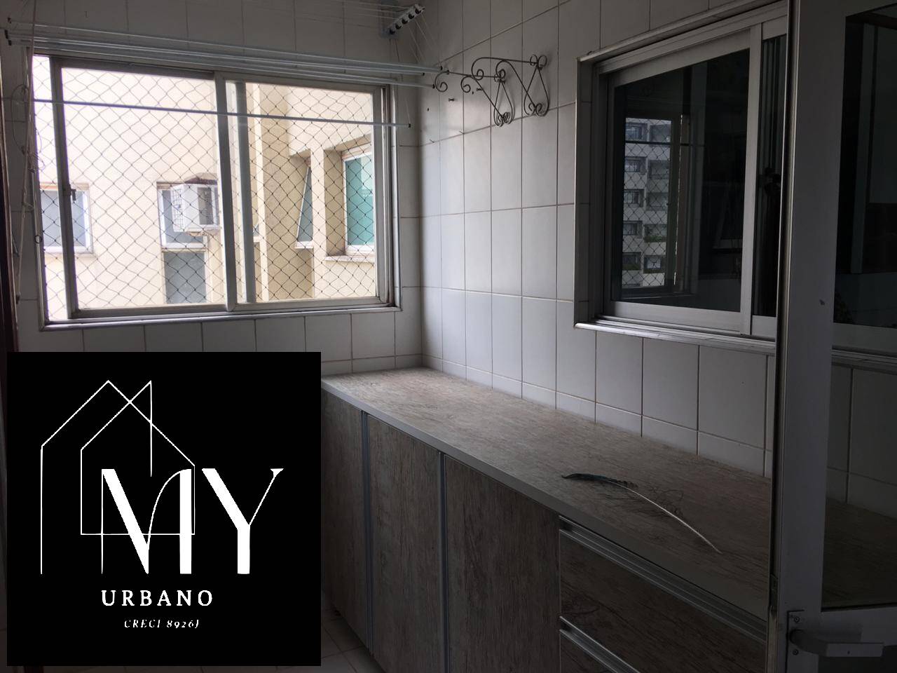 Apartamento à venda com 3 quartos, 215m² - Foto 8