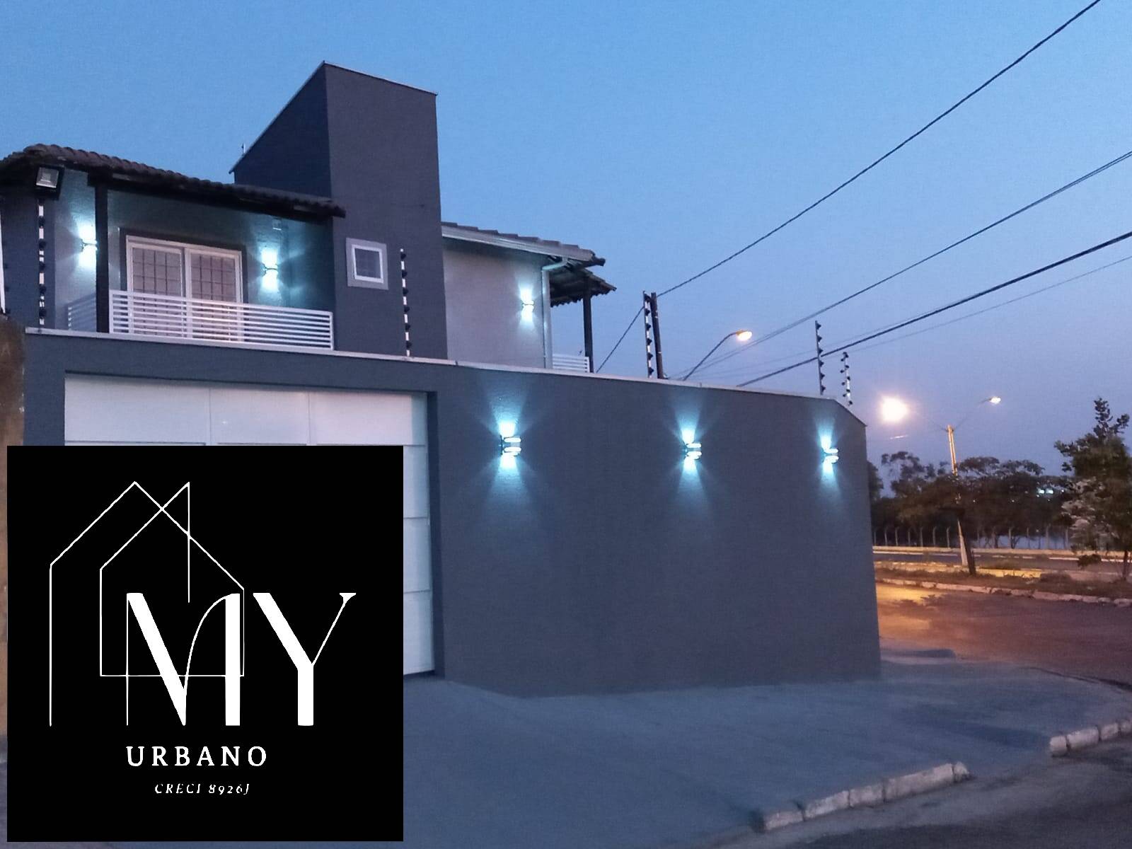 Casa à venda com 2 quartos, 74m² - Foto 1