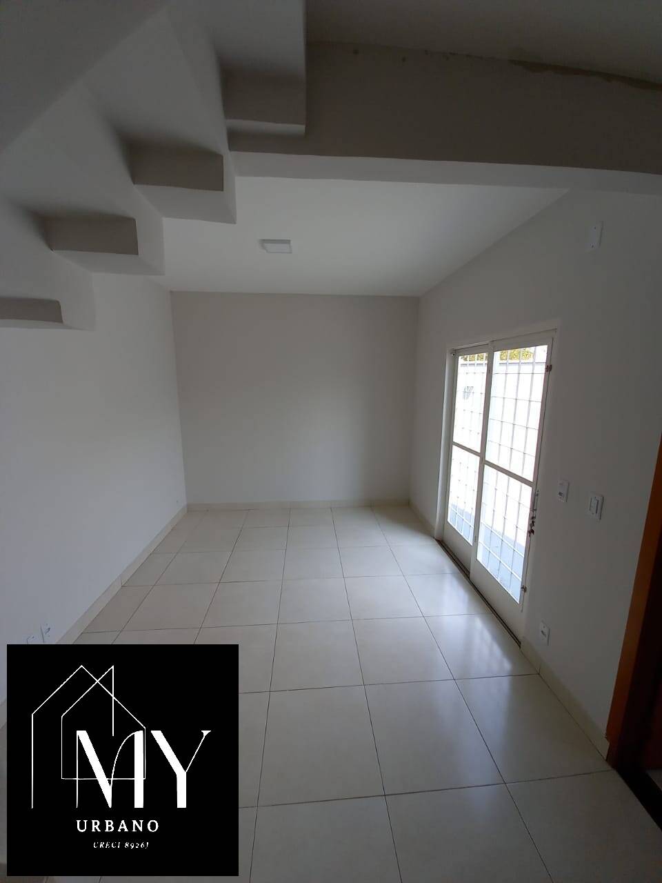 Casa à venda com 2 quartos, 74m² - Foto 9