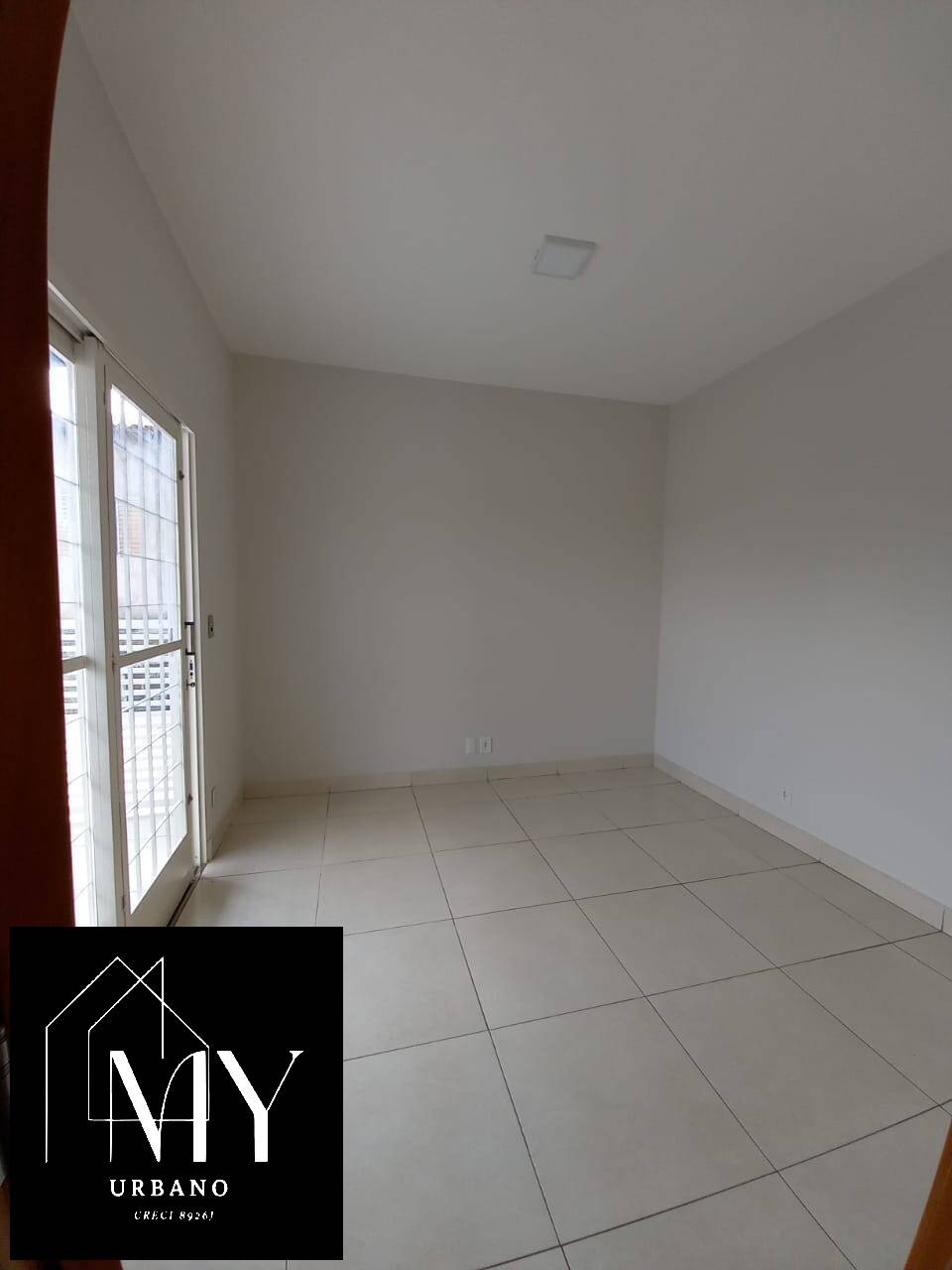 Casa à venda com 2 quartos, 74m² - Foto 13