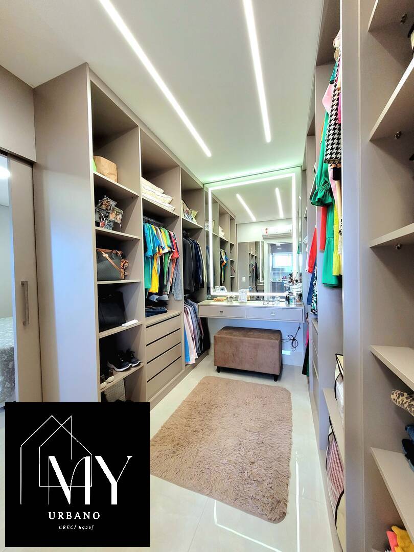 Casa à venda com 5 quartos, 317m² - Foto 13