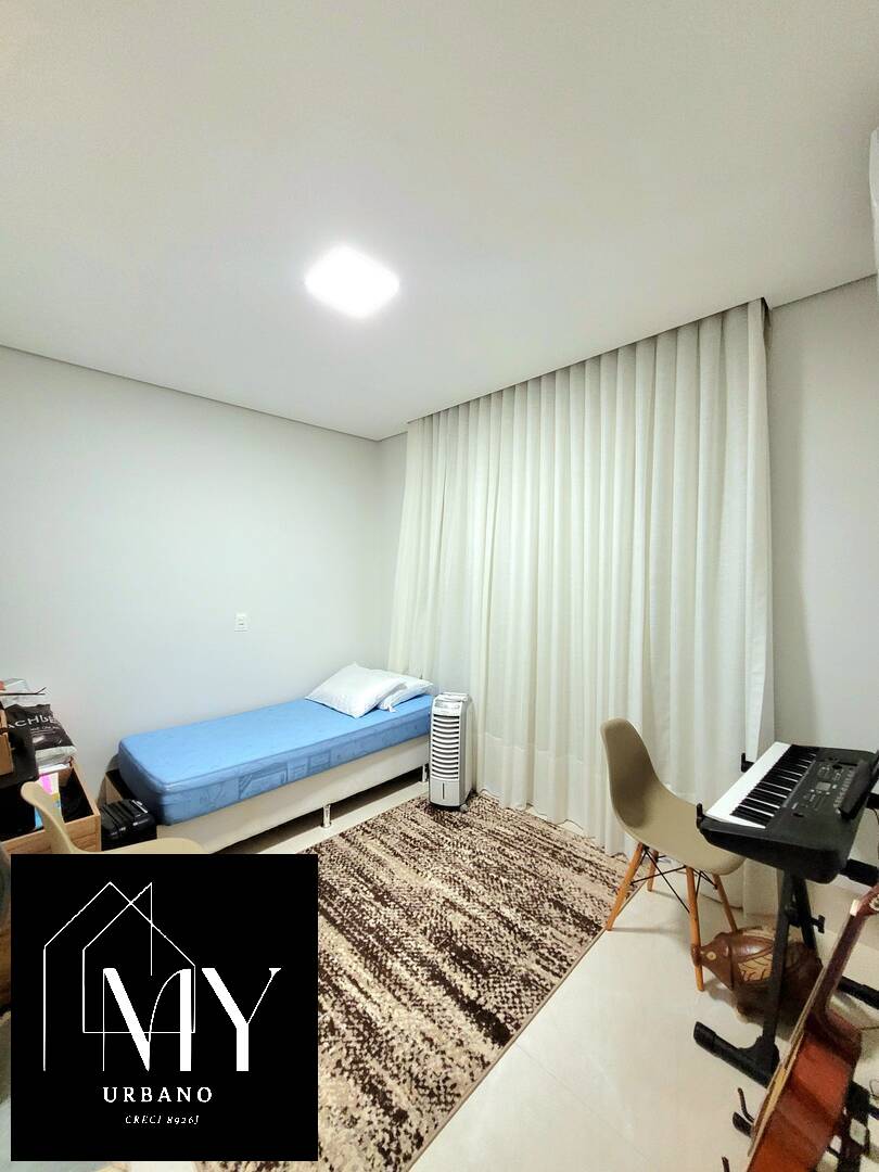 Casa à venda com 5 quartos, 317m² - Foto 22
