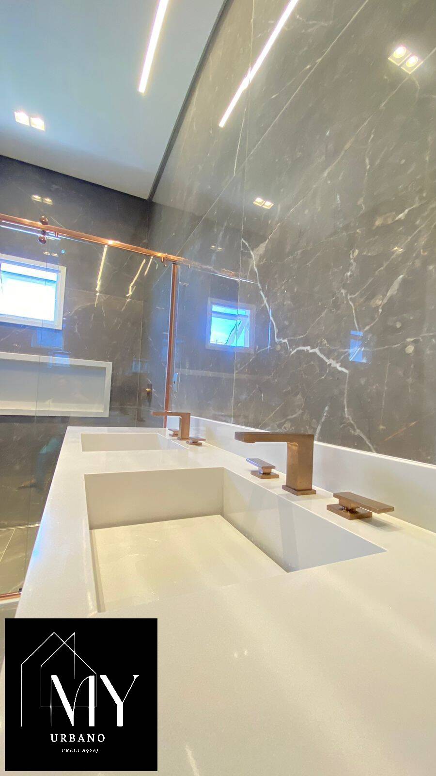 Casa à venda com 4 quartos, 381m² - Foto 6