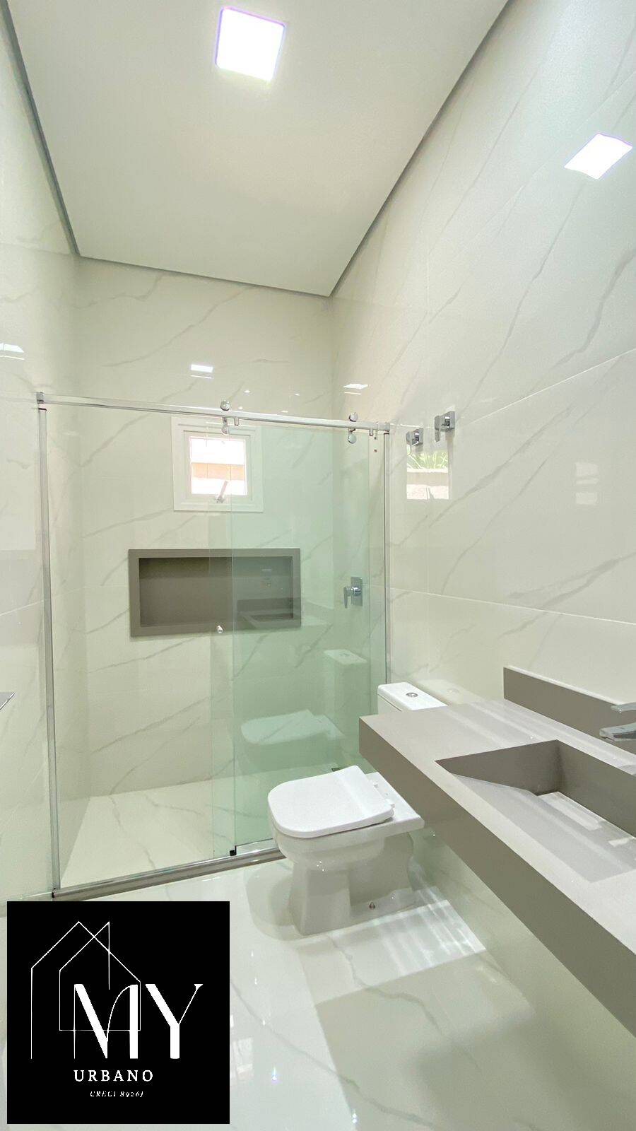 Casa à venda com 4 quartos, 381m² - Foto 13