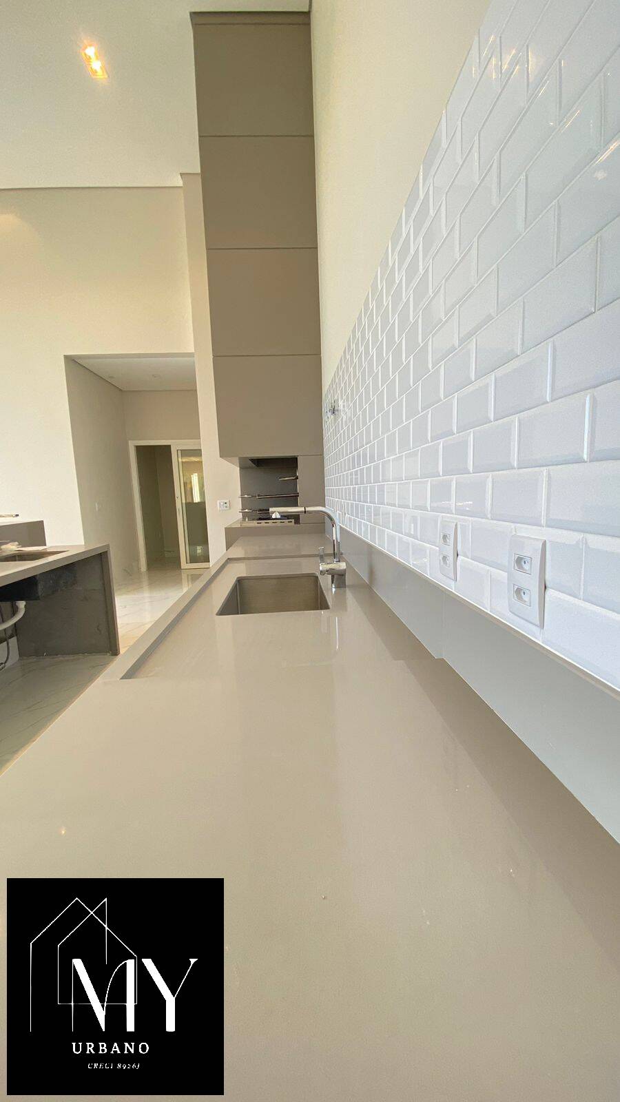 Casa à venda com 4 quartos, 381m² - Foto 15