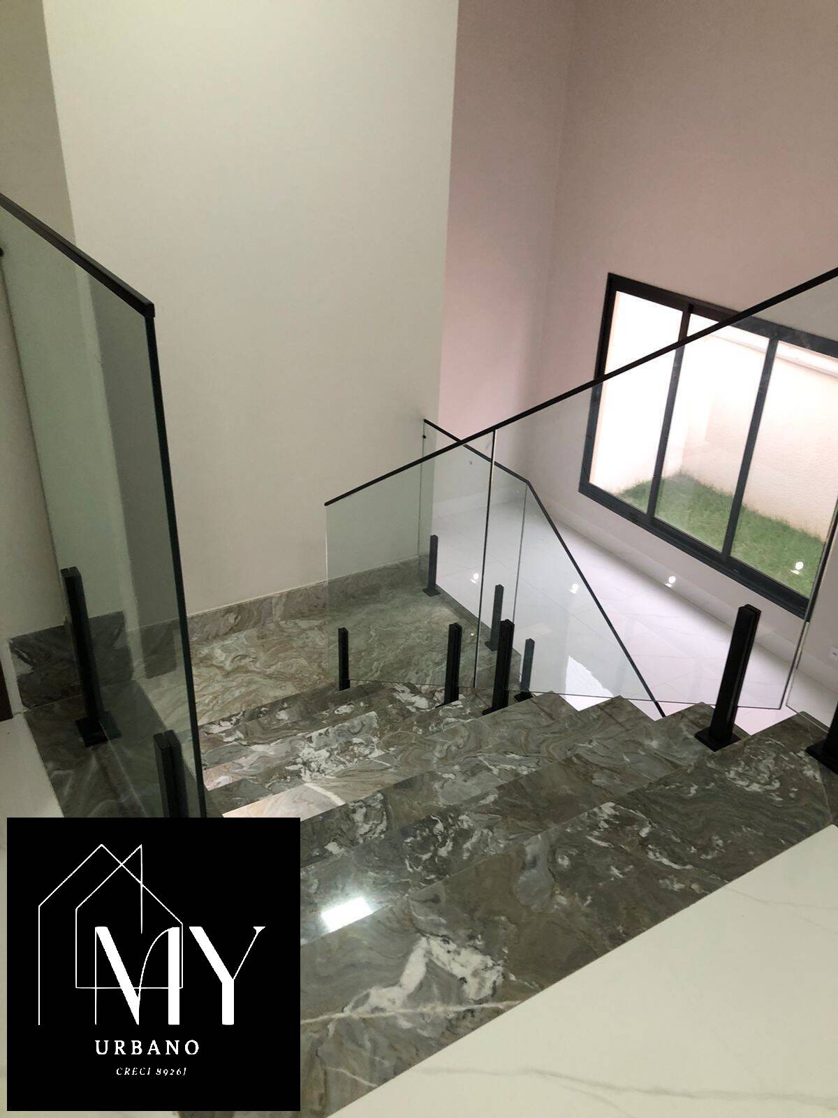 Sobrado à venda com 5 quartos, 299m² - Foto 8