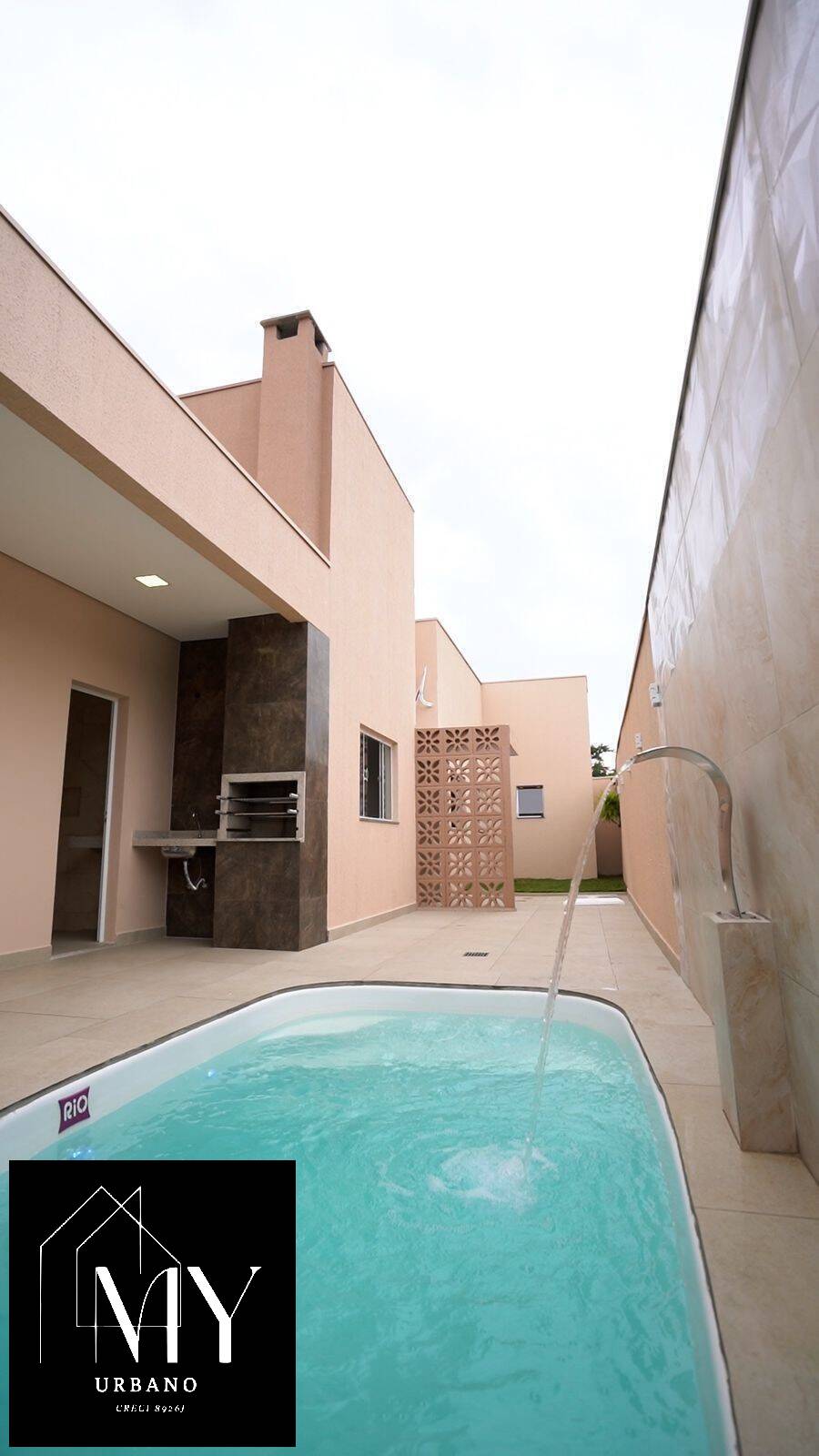 Casa à venda com 2 quartos, 141m² - Foto 1