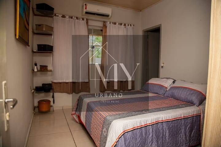 Casa, 4 quartos, 250 m² - Foto 4