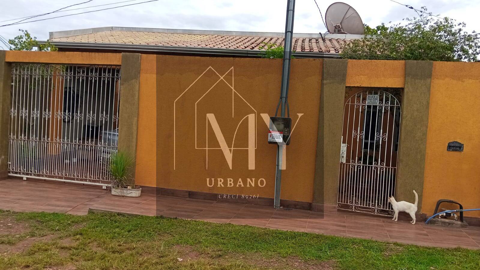 Casa, 4 quartos, 250 m² - Foto 1
